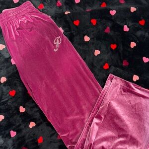 ❌SOLD❌ PINK Victoria's Secret Berry Velour Pants